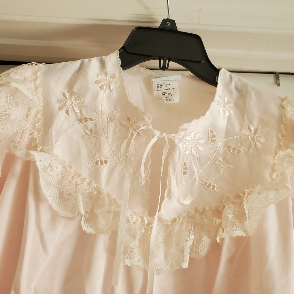 Gilligan O'Malley Vintage Night Gown NWT Made in the U.S.A.